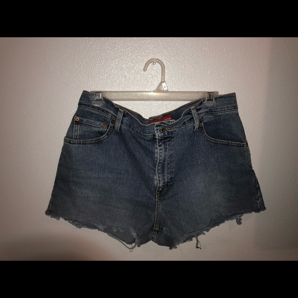 Levi’s high-waisted shorts!